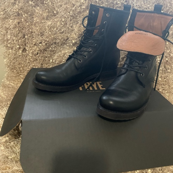 Meet your Posher, Ramona - Picture 7 of 15